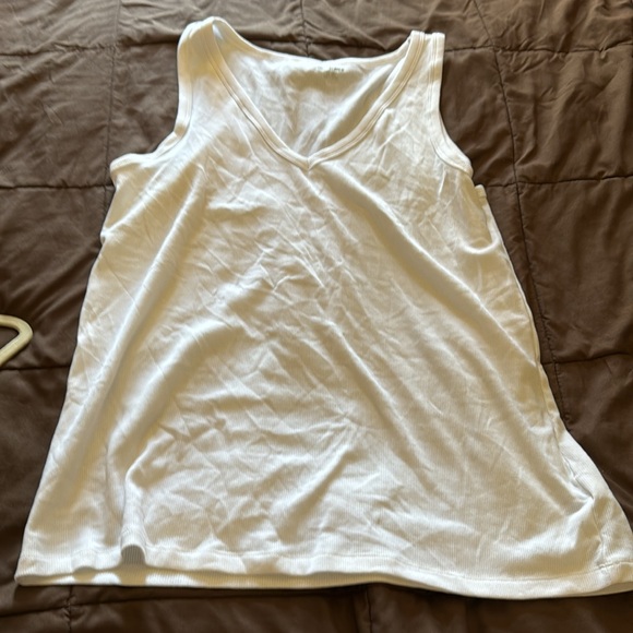 Top - Picture 2 of 2